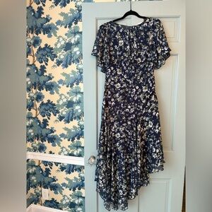 NWT Astr the Label, Navy Floral High Low, Flutter Sleeves Dress, L